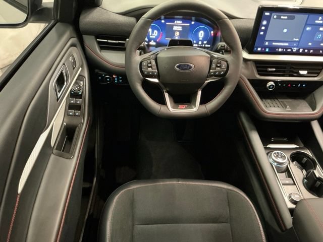Used 2025 Ford Explorer ST w/ Sun And Sound Package AWD/4WD image 11
