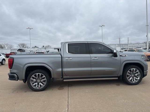 Used 2024 GMC Sierra 1500 Denali w/ Denali Reserve Package AWD/4WD image 2