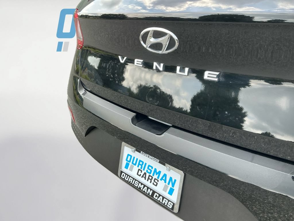 Used 2024 Hyundai Venue SEL FWD image 23