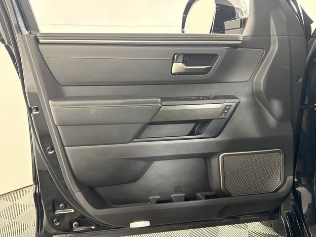 Certified 2026 Toyota Tundra Capstone AWD/4WD image 32