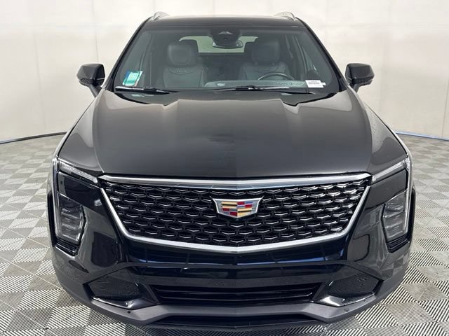 Certified 2025 Cadillac XT4 Premium Luxury FWD image 12
