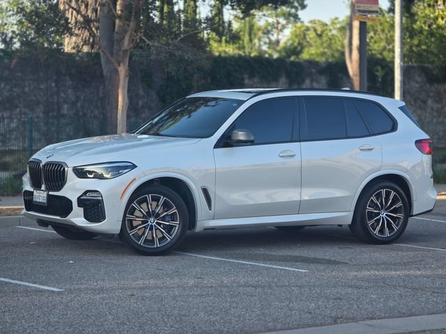 Used 2020 BMW X5 M50i w/ Parking Assistance Package AWD/4WD image 22