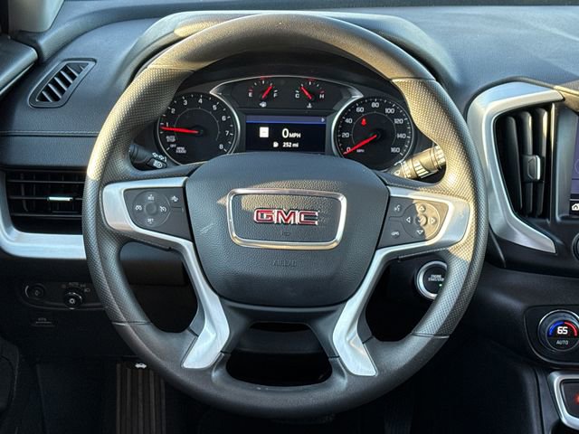 Used 2024 GMC Terrain SLE w/ Driver Convenience Package image 15