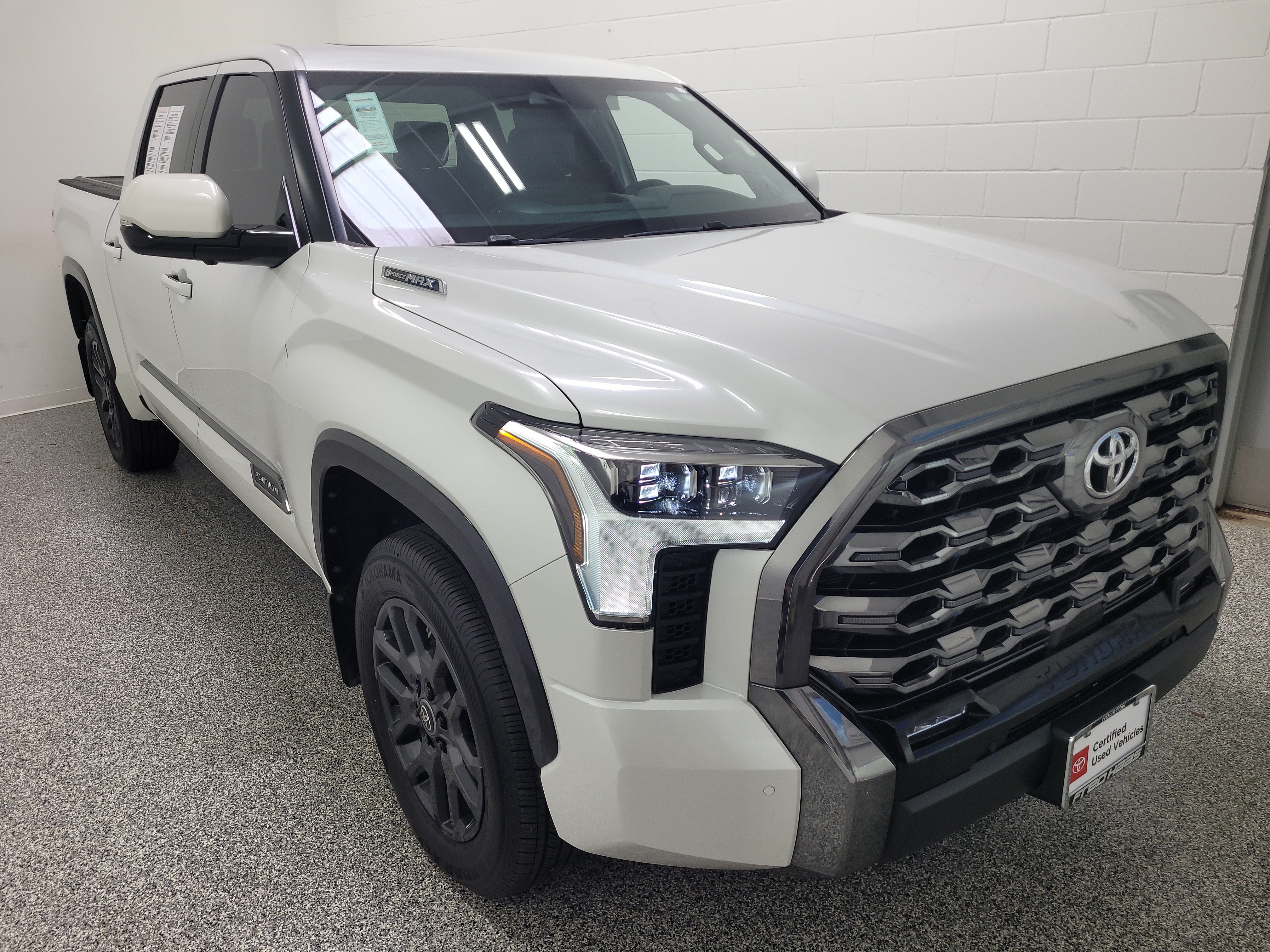 Certified 2025 Toyota Tundra Platinum AWD/4WD image 3