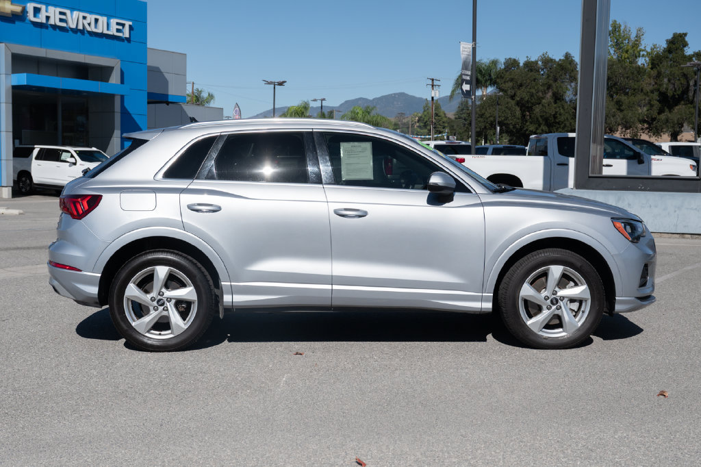 Used 2021 Audi Q3 2.0T Premium AWD/4WD image 3
