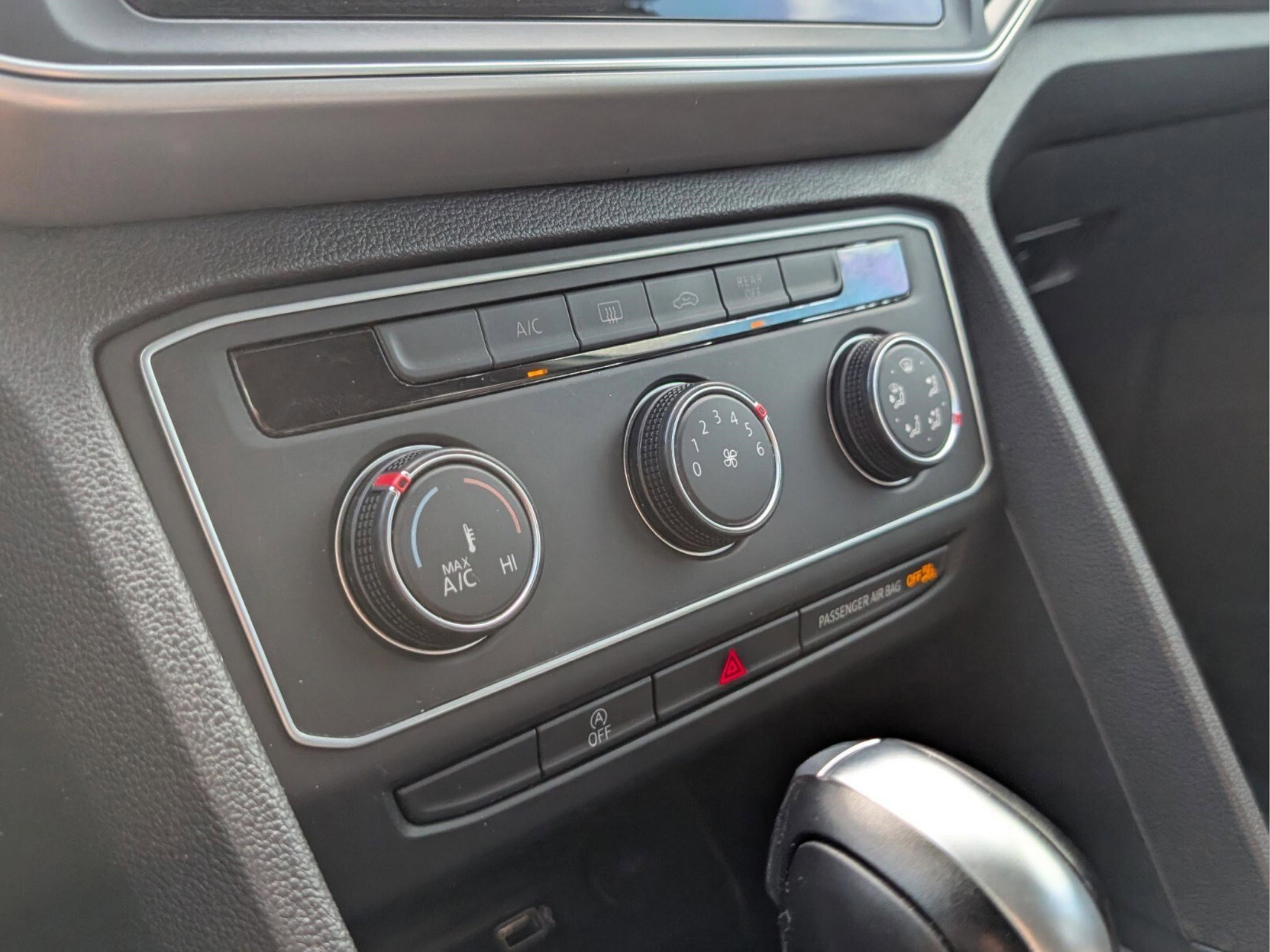 Used 2019 Volkswagen Atlas S FWD image 18