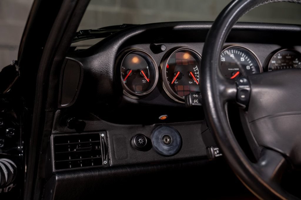 Used 1997 Porsche 911 Carrera S RWD image 14