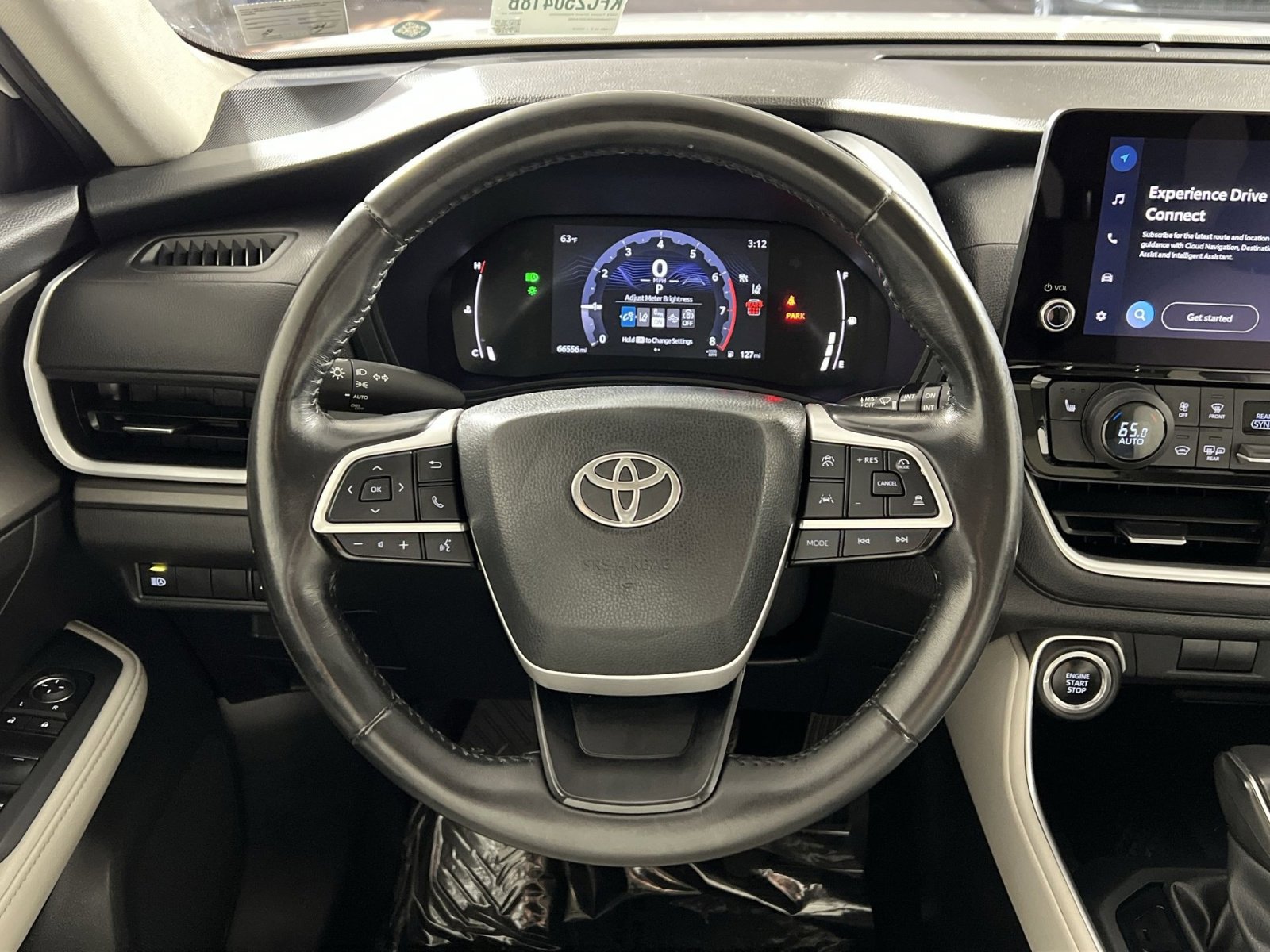 Used 2024 Toyota Grand Highlander XLE image 16
