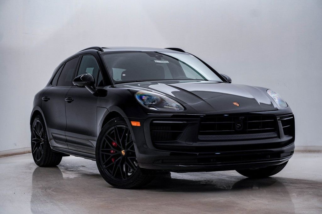 New 2026 Porsche Macan GTS image 8