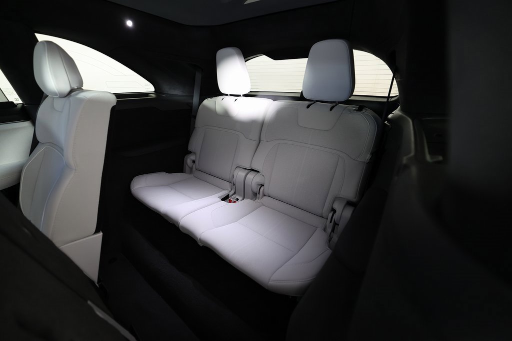 Used 2026 Lucid Gravity Dream image 16