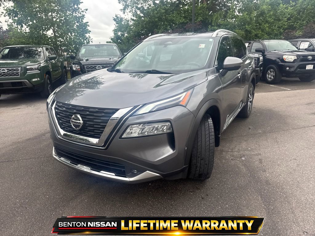 Used 2021 Nissan Rogue Platinum FWD image 4