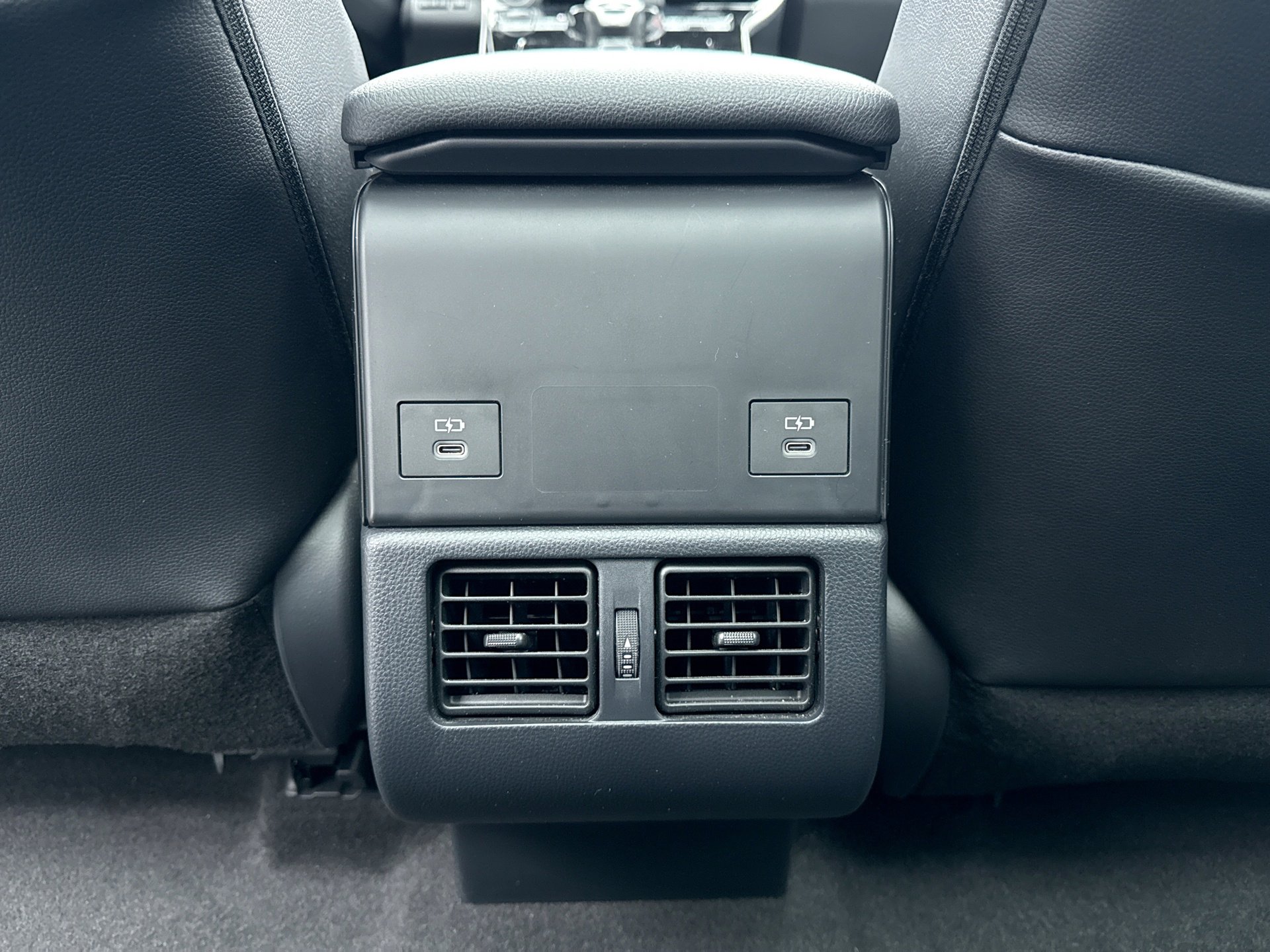 Used 2025 Toyota bZ4X AWD image 21