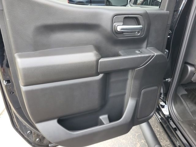 New 2026 Chevrolet Silverado 1500 Custom w/ Turbomax Blackout Package image 18