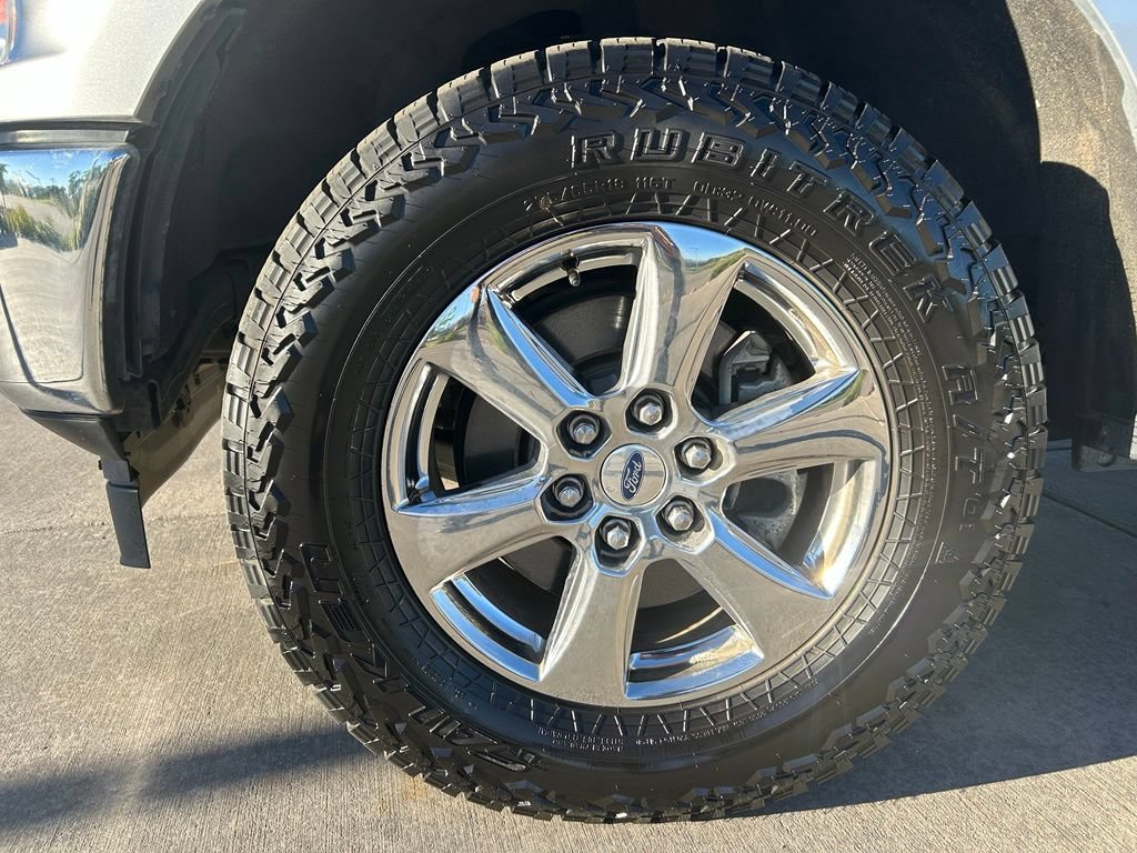 Used 2018 Ford F150 XLT w/ Equipment Group 302A Luxury AWD/4WD image 33