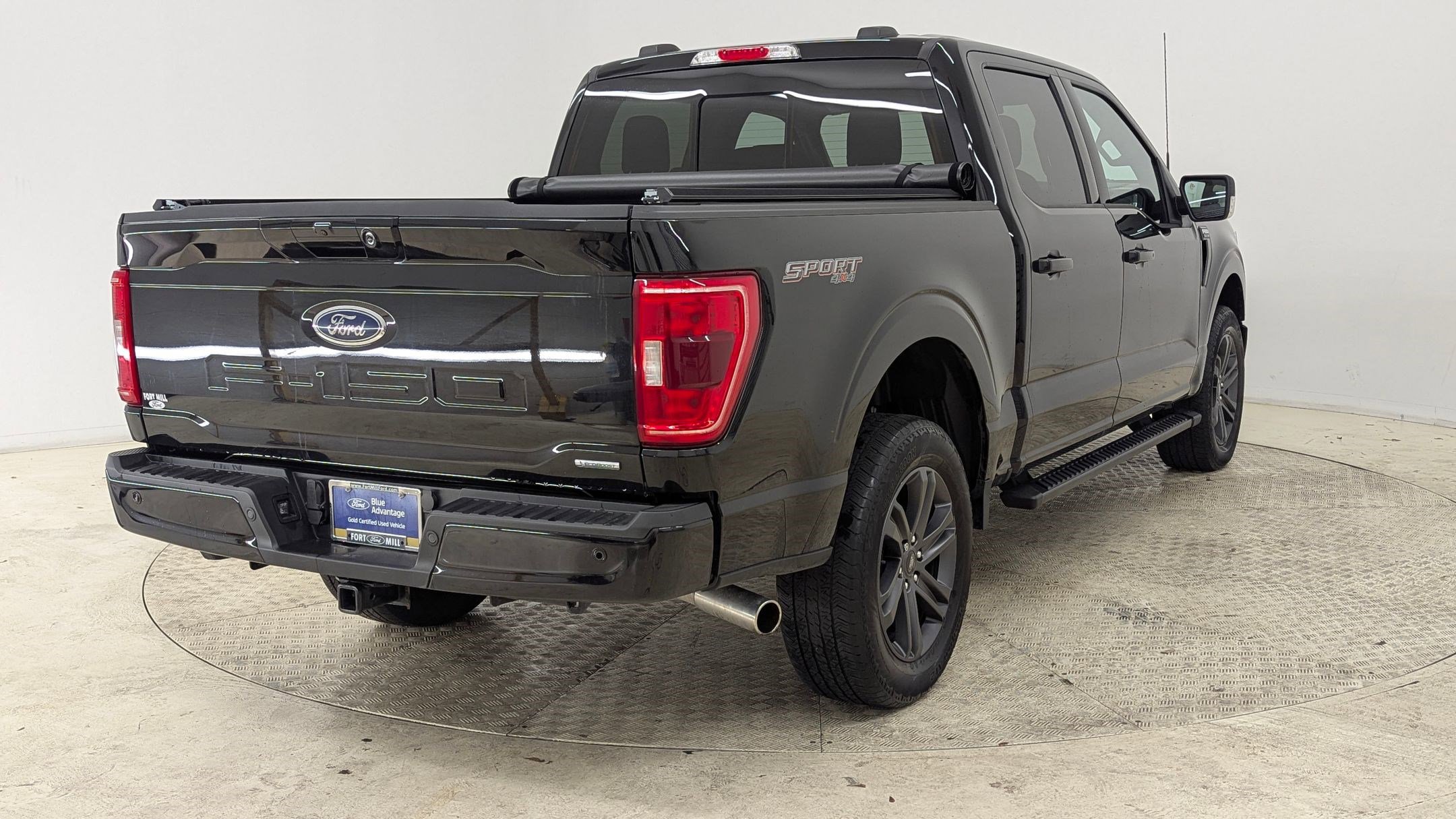 Certified 2023 Ford F150 XLT w/ Equipment Group 302A High image 9