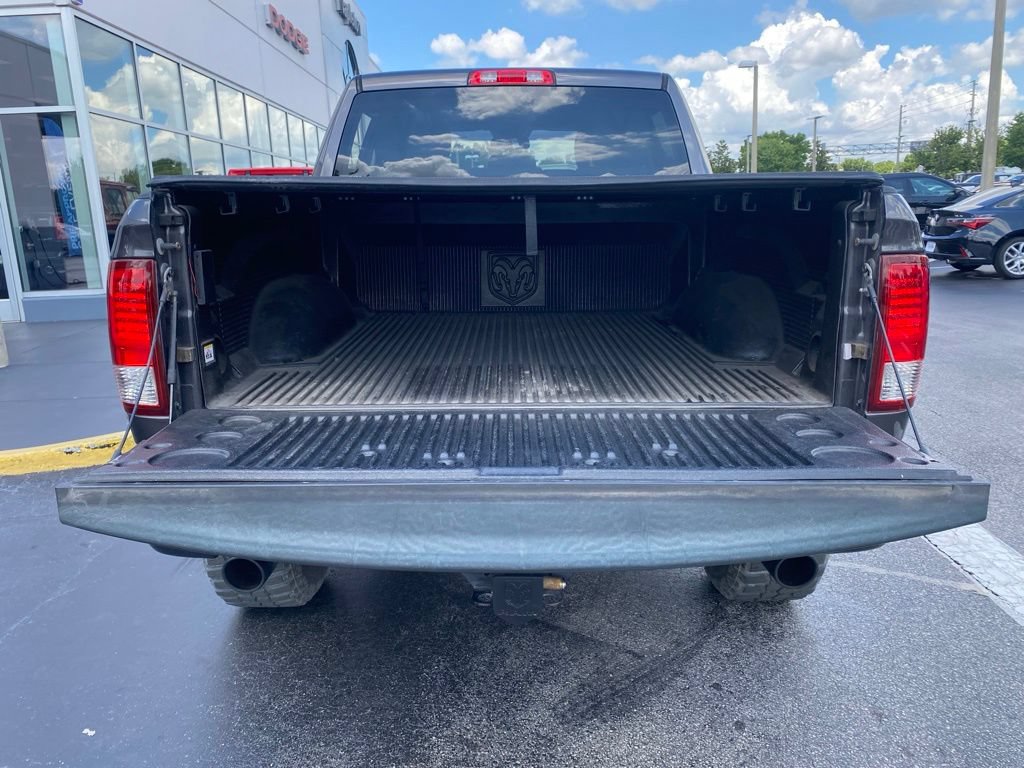 Used 2016 RAM 1500 Express RWD image 29