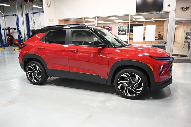 New 2026 Chevrolet TrailBlazer RS w/ Convenience Package FWD image 4