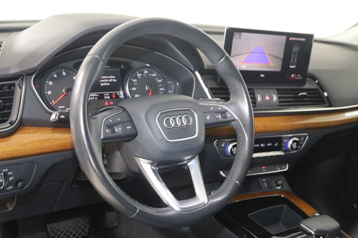 Used 2023 Audi Q5 2.0T Premium w/ Convenience Package AWD/4WD image 6