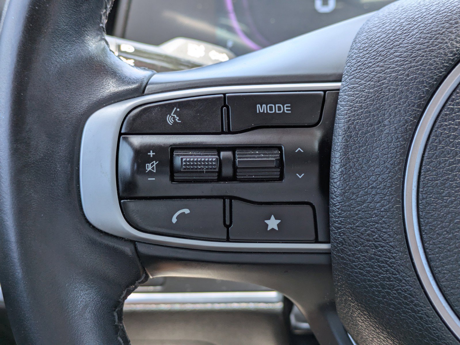 Certified 2024 Kia Sportage EX FWD image 19