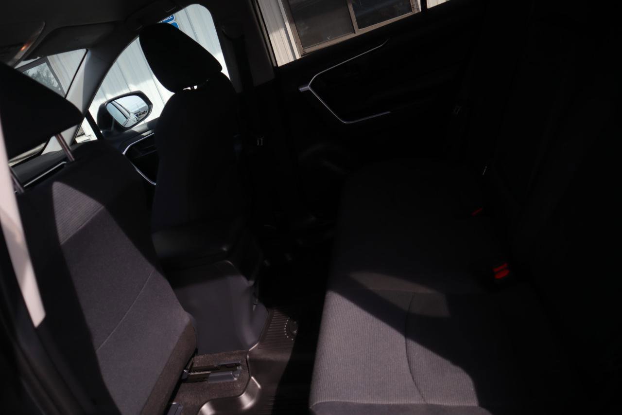 Used 2019 Toyota RAV4 LE w/ All Weather Liner Package AWD/4WD image 50