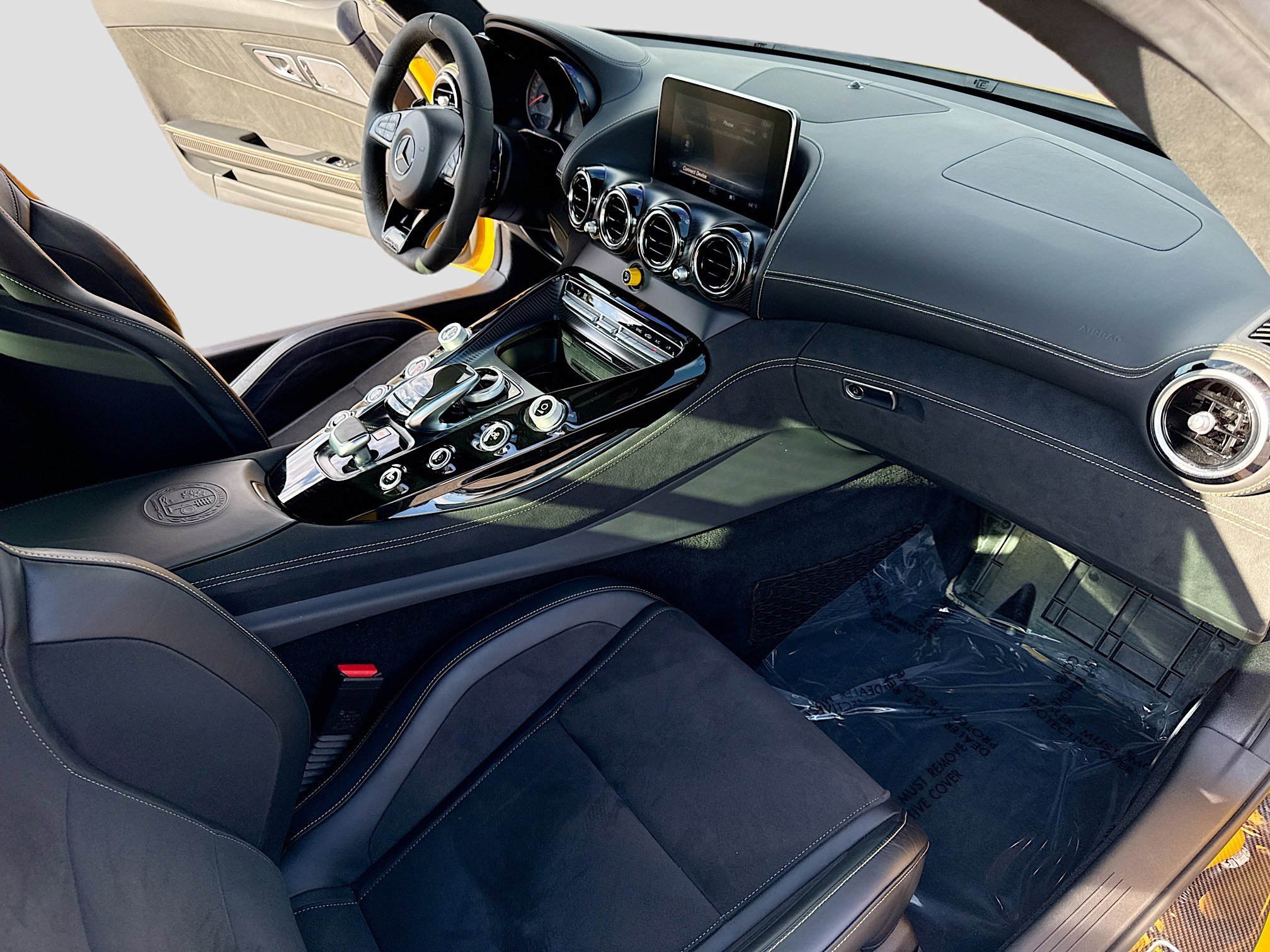 Used 2019 Mercedes-Benz AMG GT R image 13