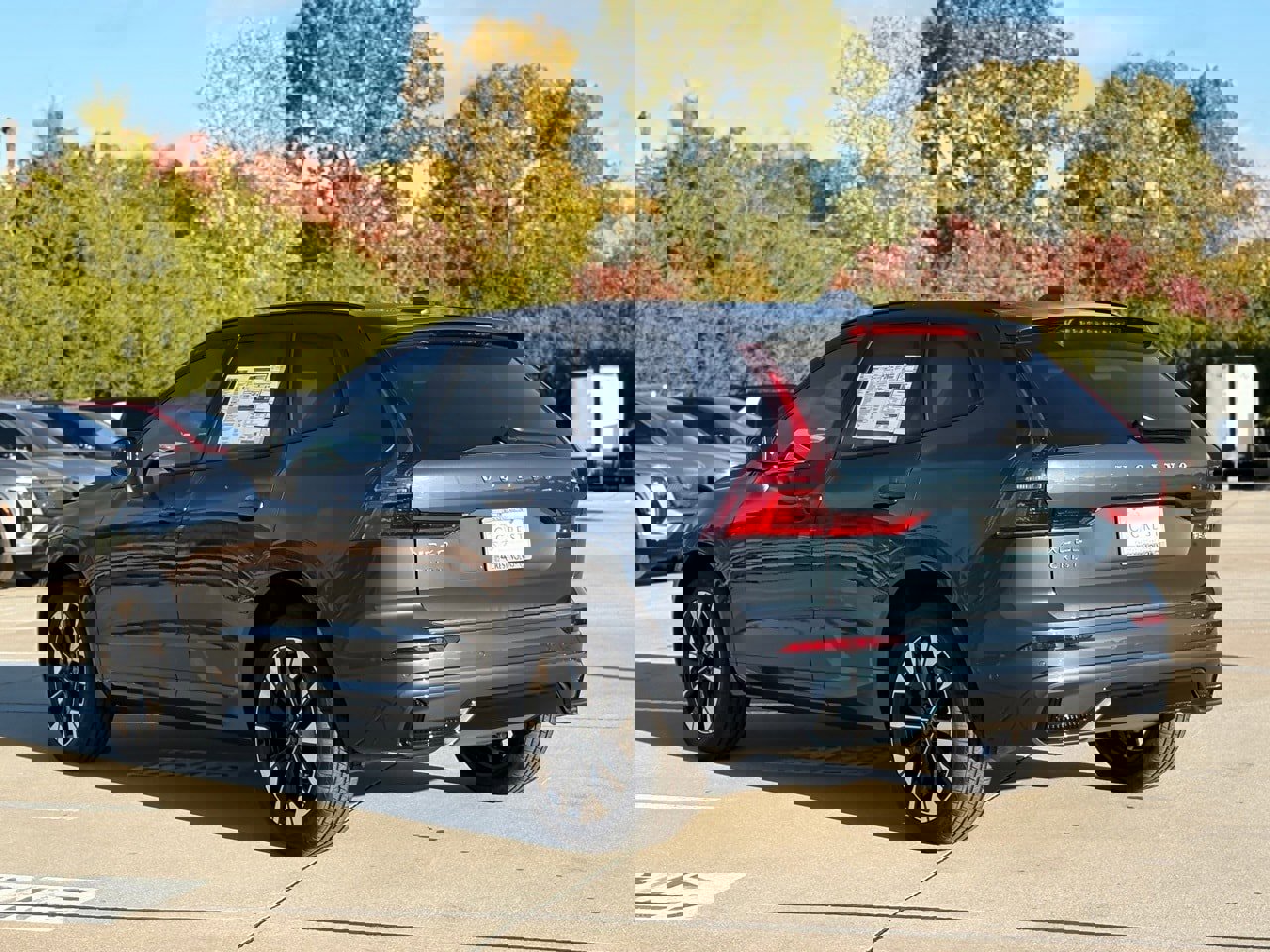 New 2026 Volvo XC60 B5 Plus w/ Protection Package Premier image 4