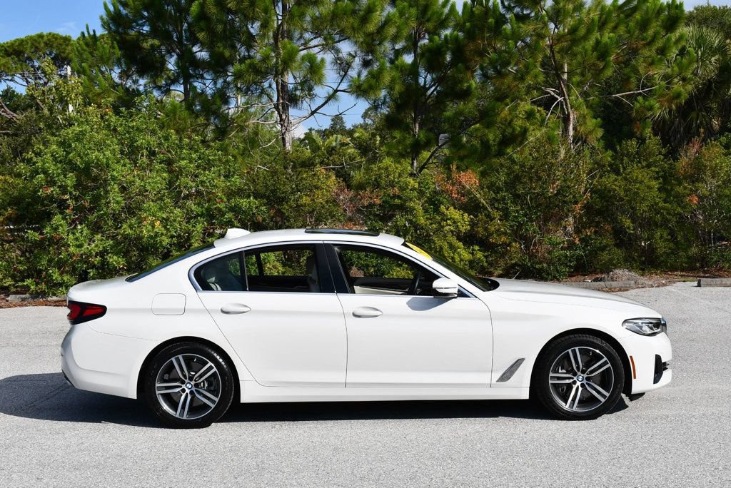 Used 2021 BMW 540i xDrive w/ Premium Package AWD/4WD image 31
