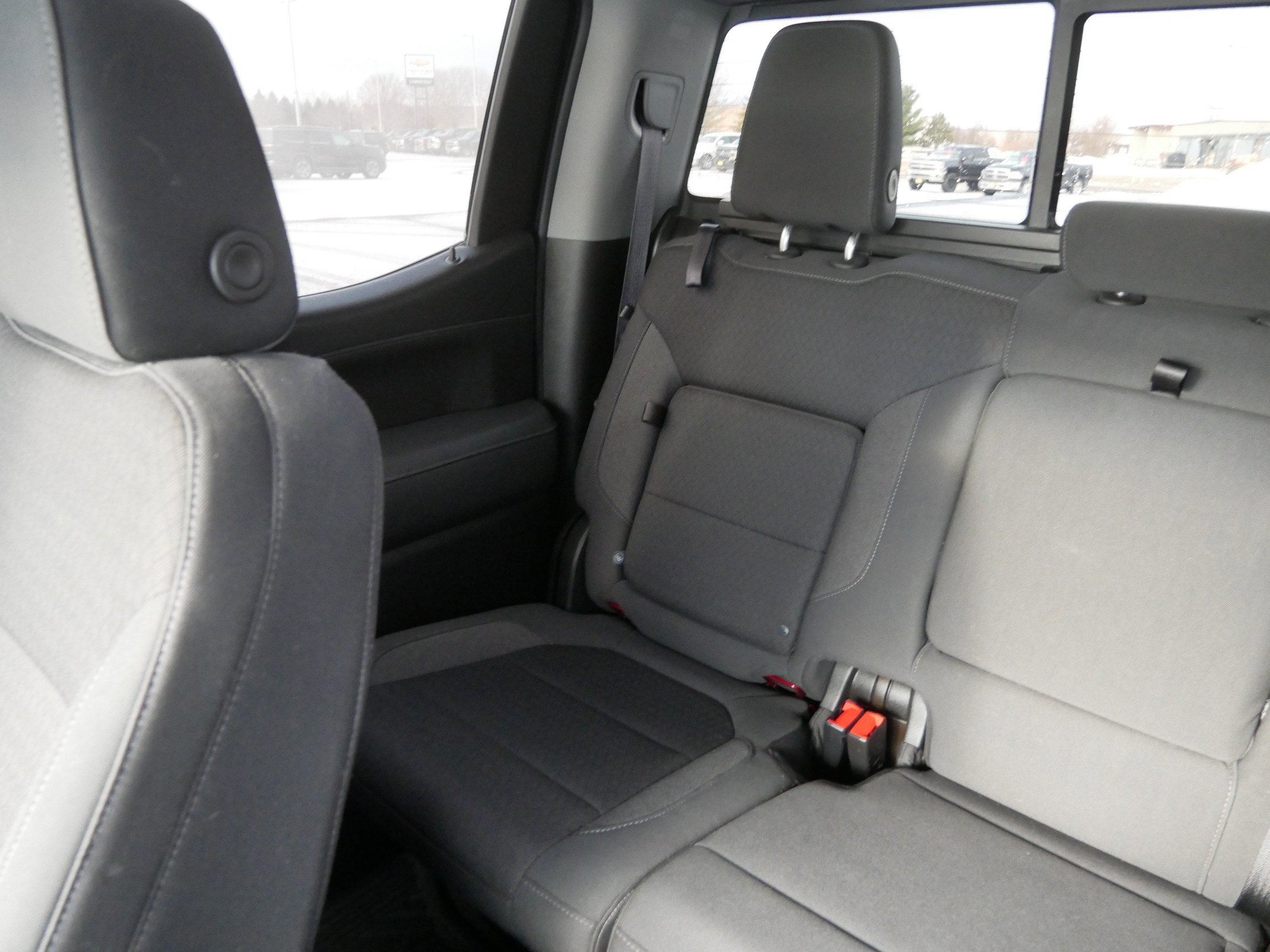 Used 2021 GMC Sierra 1500 SLE w/ Preferred Package image 12