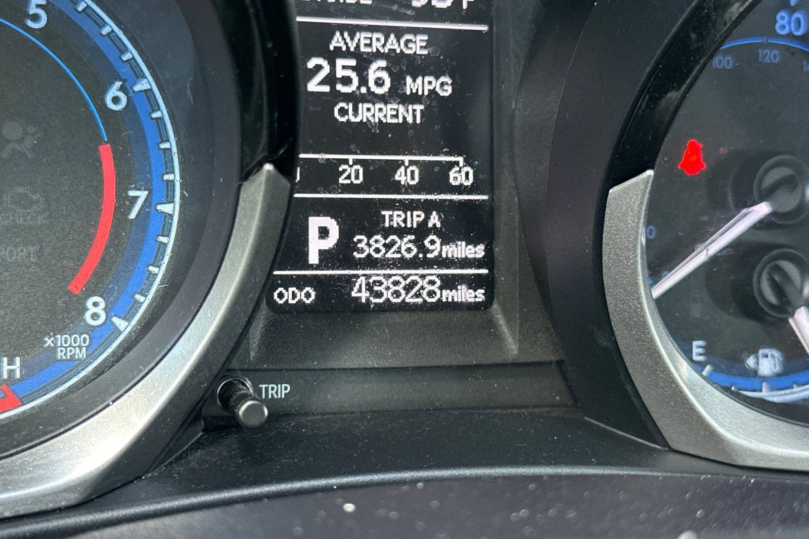Used 2015 Toyota Corolla S FWD image 22