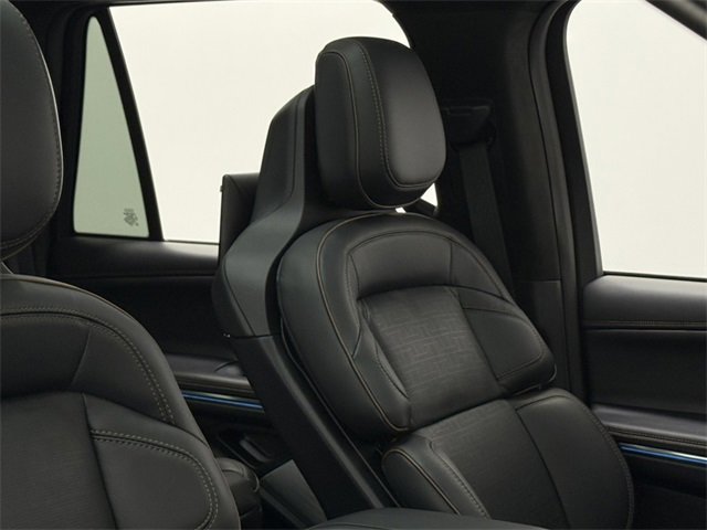 New 2025 Lincoln Navigator Black Label image 30