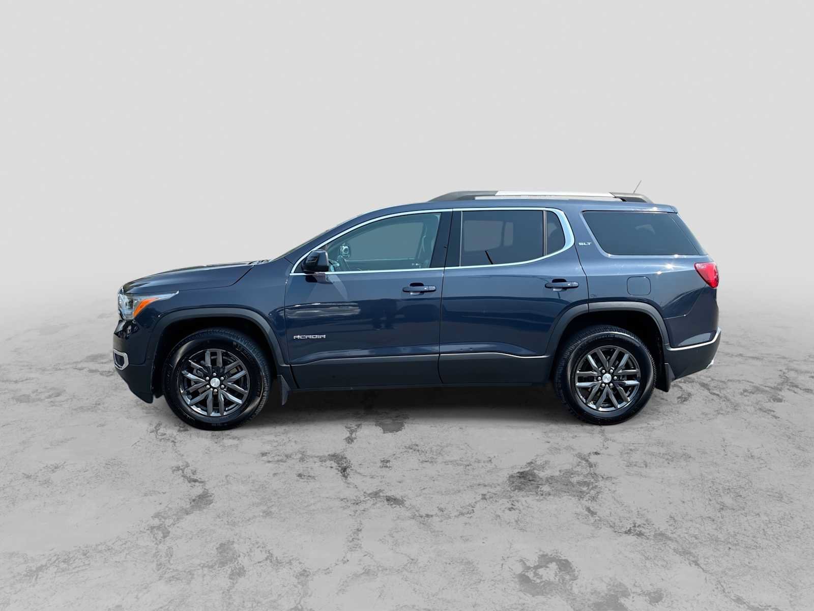 Used 2018 GMC Acadia SLT AWD/4WD image 5