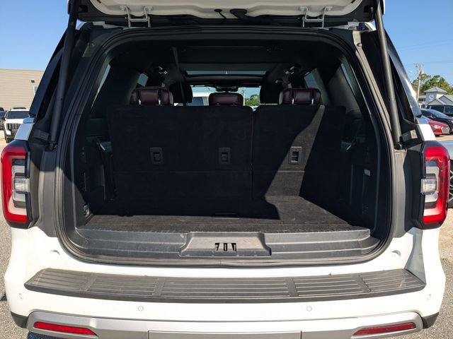 Used 2024 Ford Expedition Limited AWD/4WD image 12