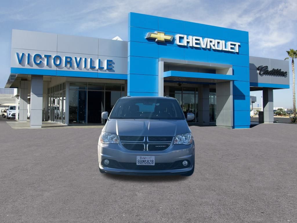 Used 2017 Dodge Grand Caravan SXT image 8