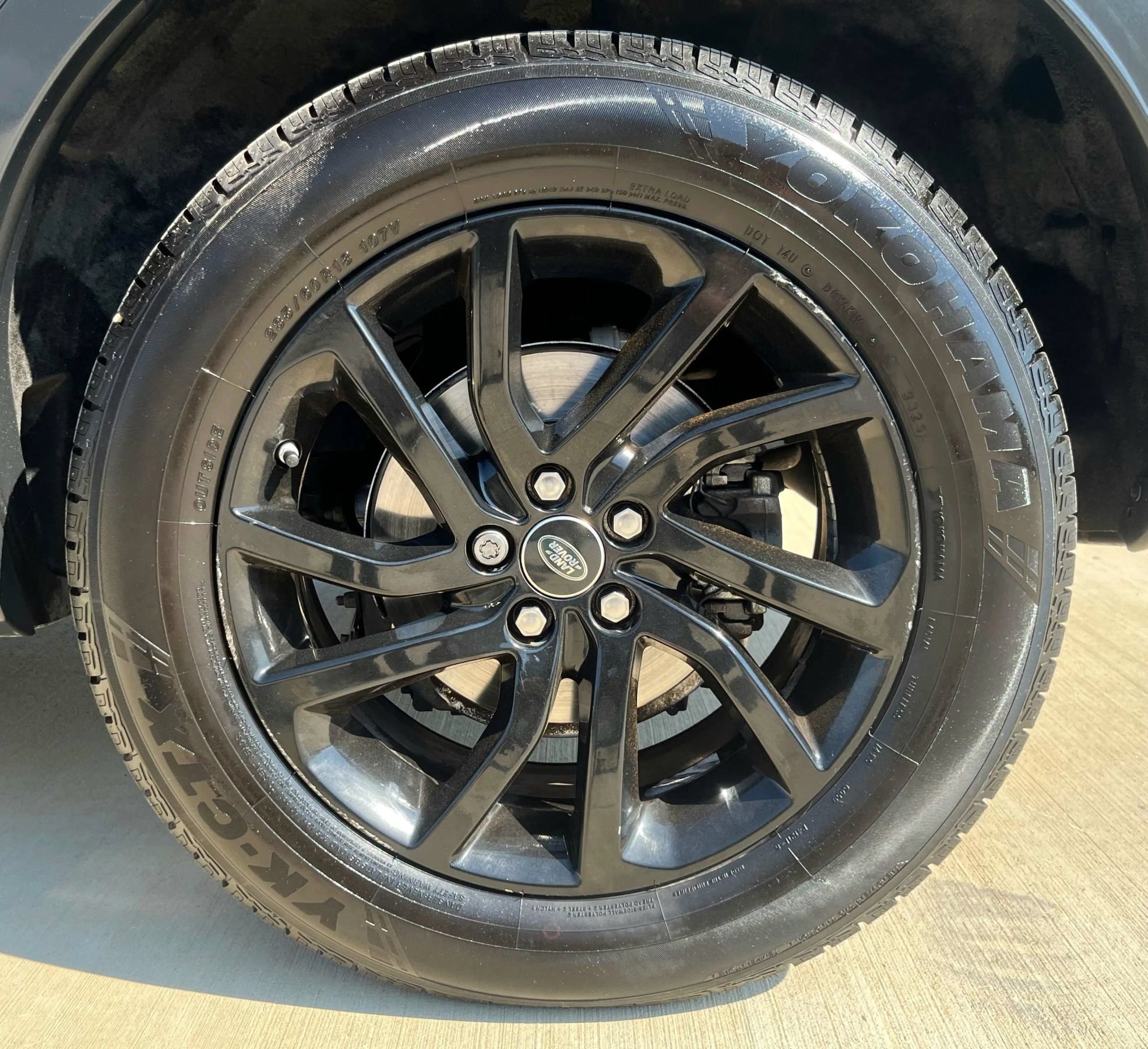 Used 2016 Land Rover Discovery Sport HSE AWD/4WD image 52