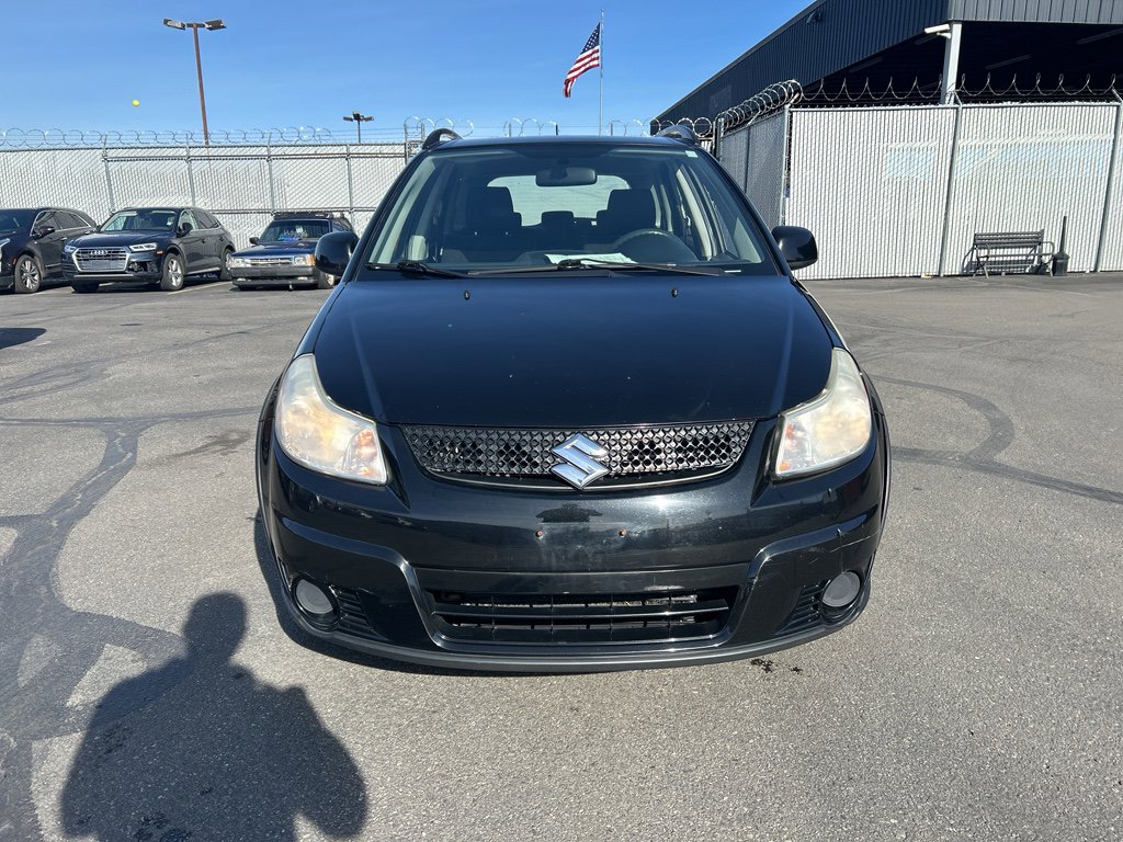 Used 2010 Suzuki SX4 AWD Hatchback image 2
