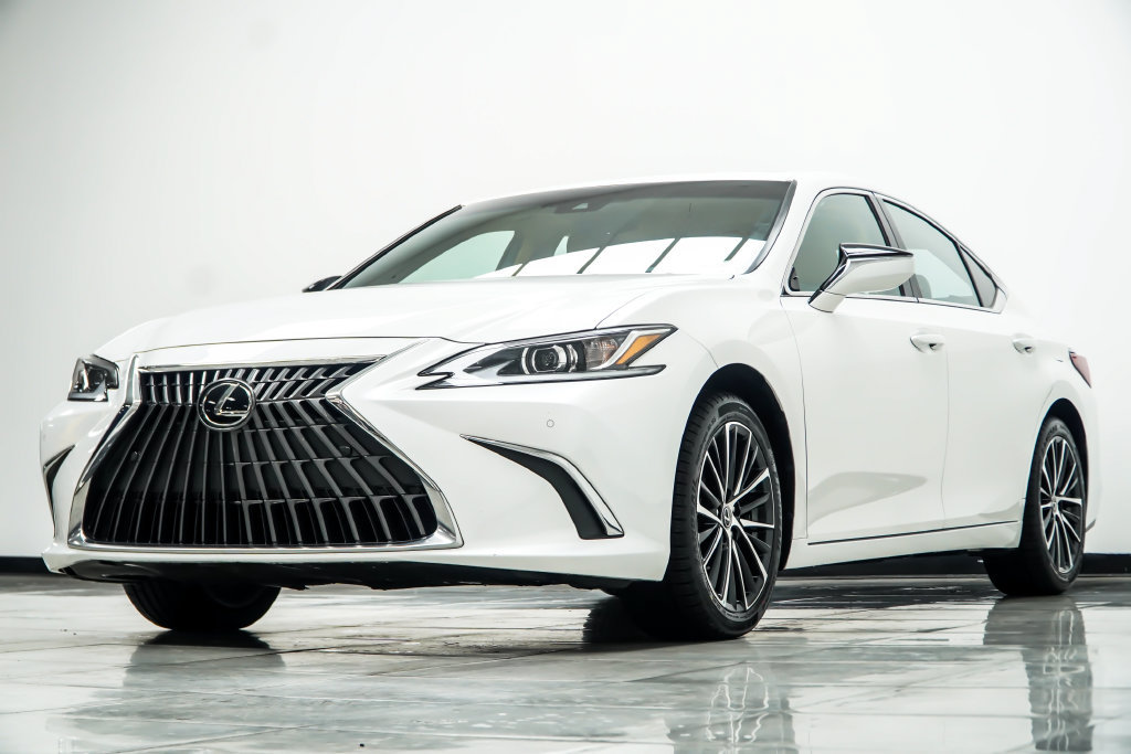 Used 2024 Lexus ES 350 w/ Premium Package FWD image 12
