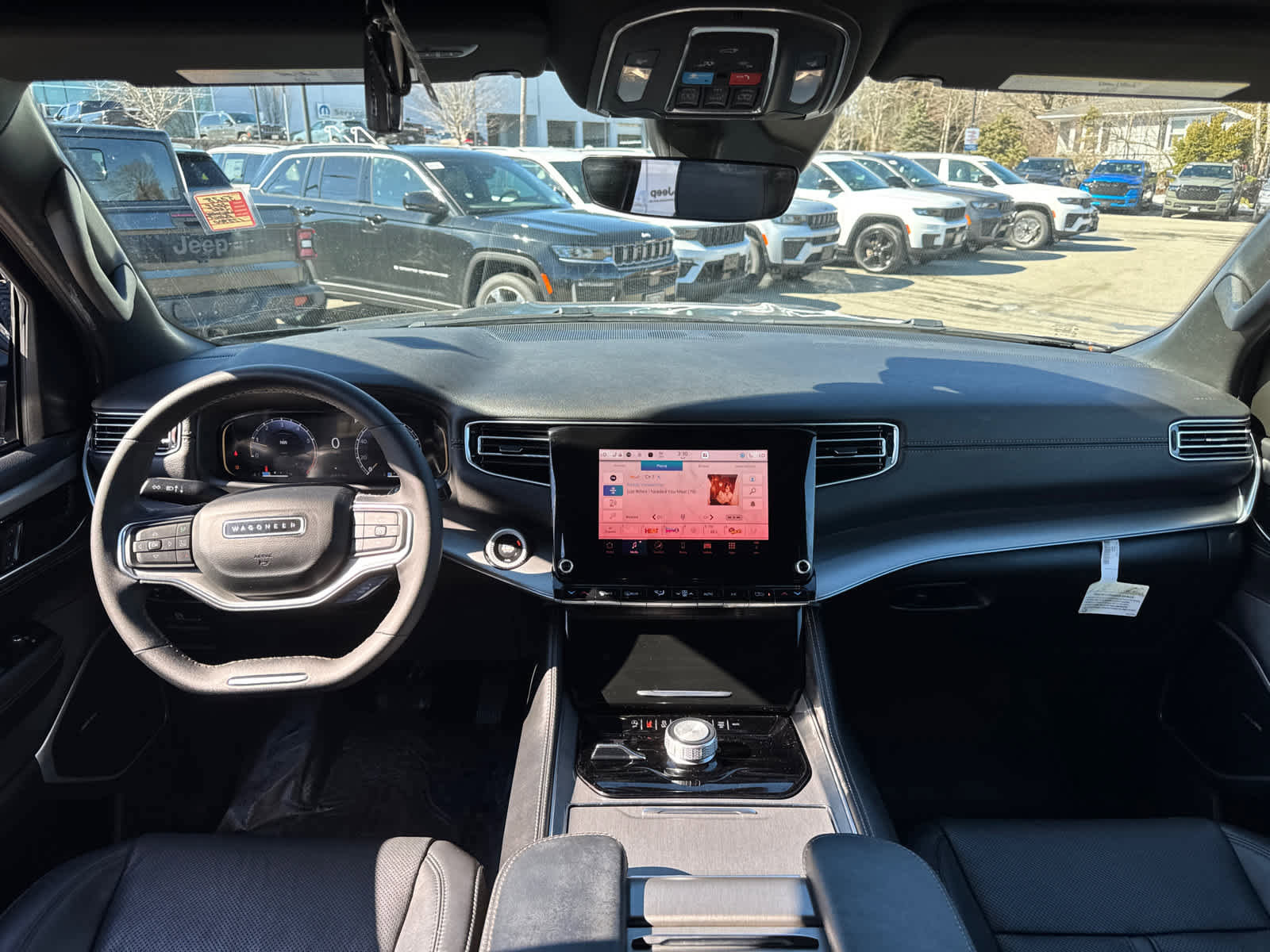 Used 2024 Jeep Wagoneer Series II image 30