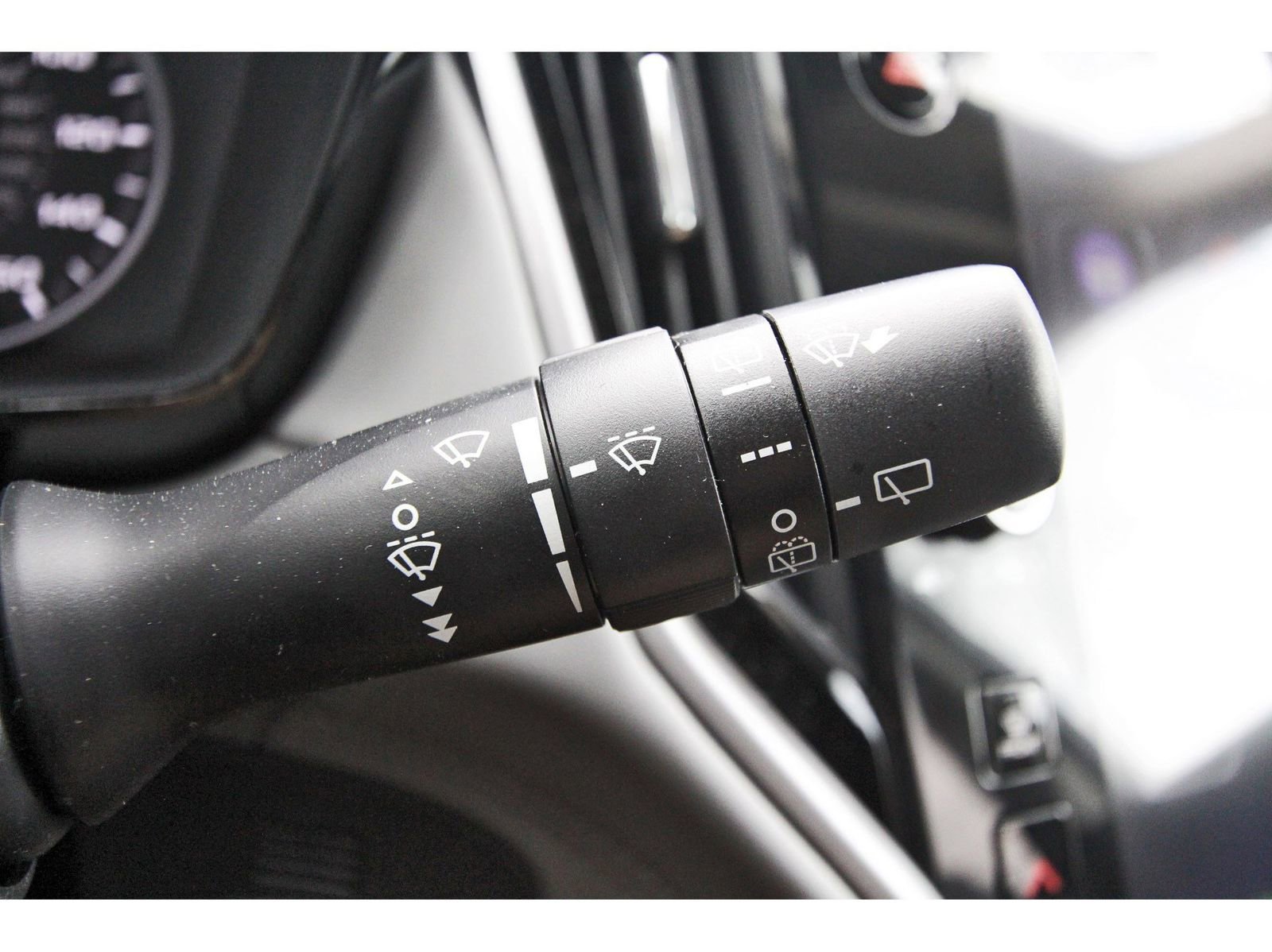 Certified 2025 Subaru Outback Premium image 18