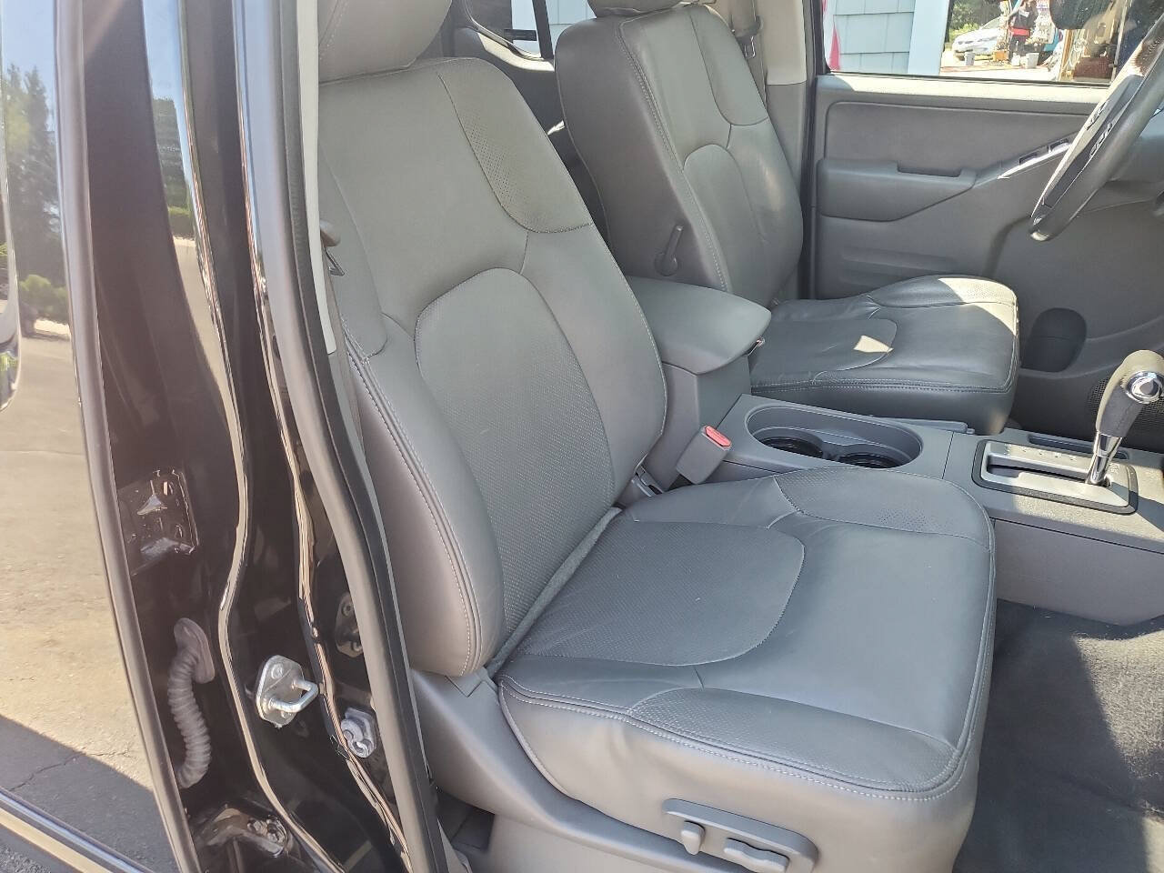 Used 2019 Nissan Frontier SL AWD/4WD image 10