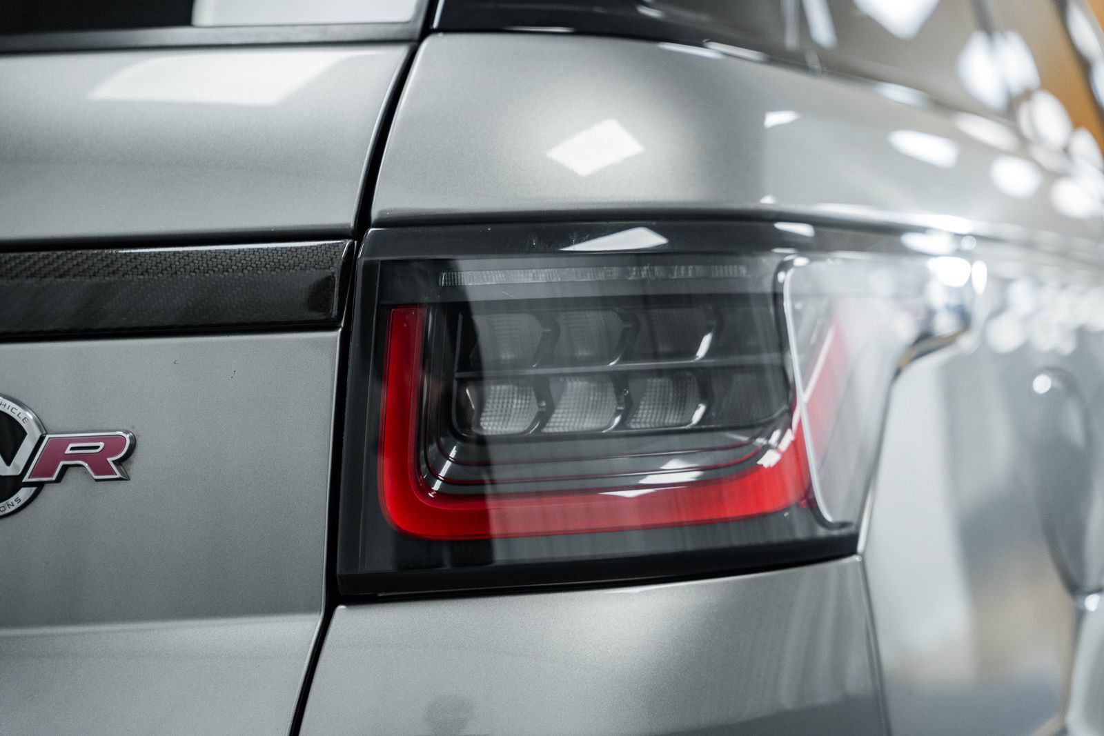 Used 2019 Land Rover Range Rover Sport SVR image 7