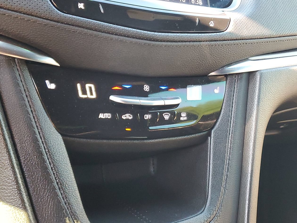 Used 2023 Cadillac XT5 Luxury FWD image 22