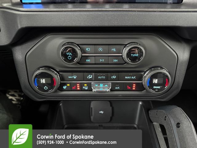 New 2025 Ford Bronco Badlands AWD/4WD image 30
