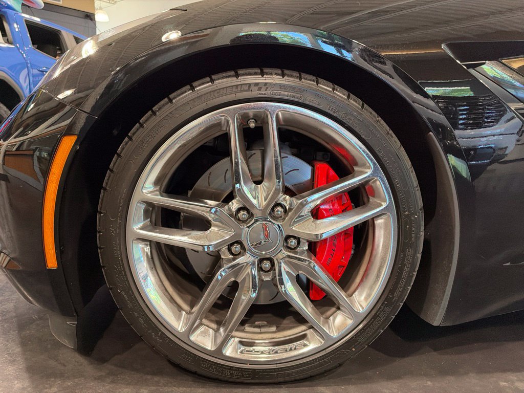 Used 2016 Chevrolet Corvette Stingray Coupe w/ 3LT Preferred Equipment Group RWD image 5