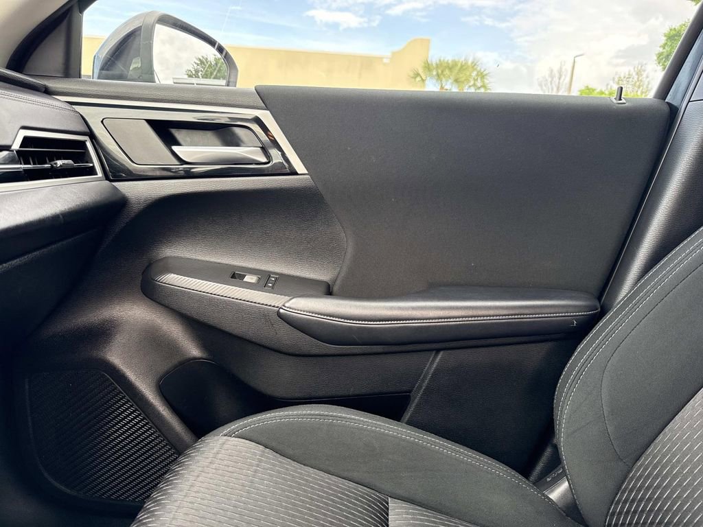 Used 2023 Mitsubishi Outlander ES FWD image 24