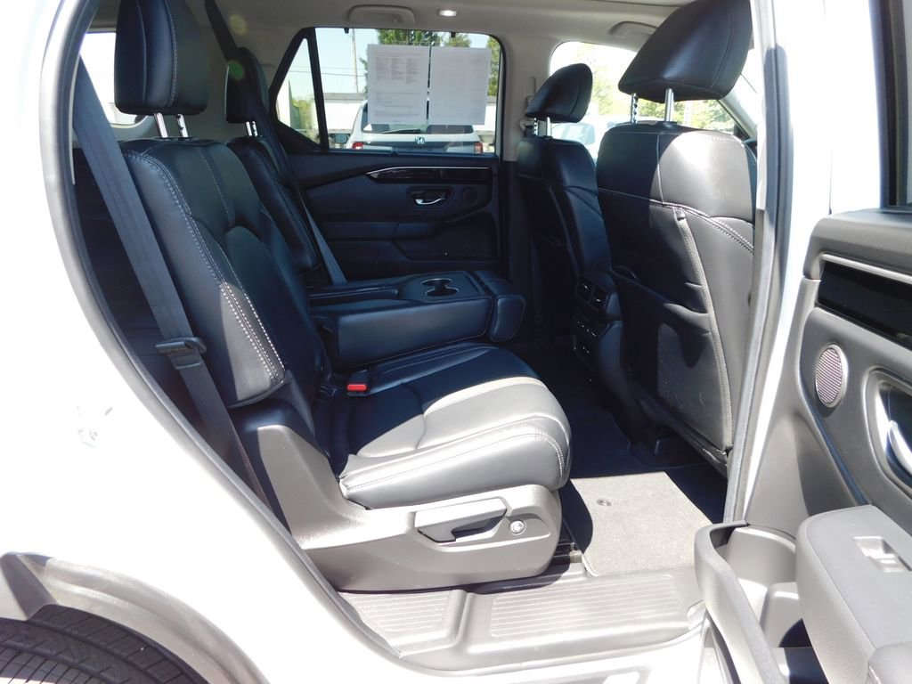 Used 2025 Honda Pilot Touring image 22