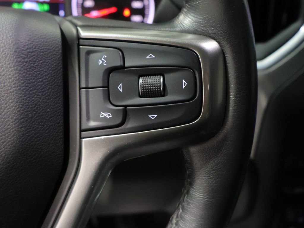 Used 2020 Chevrolet Silverado 1500 RST image 39