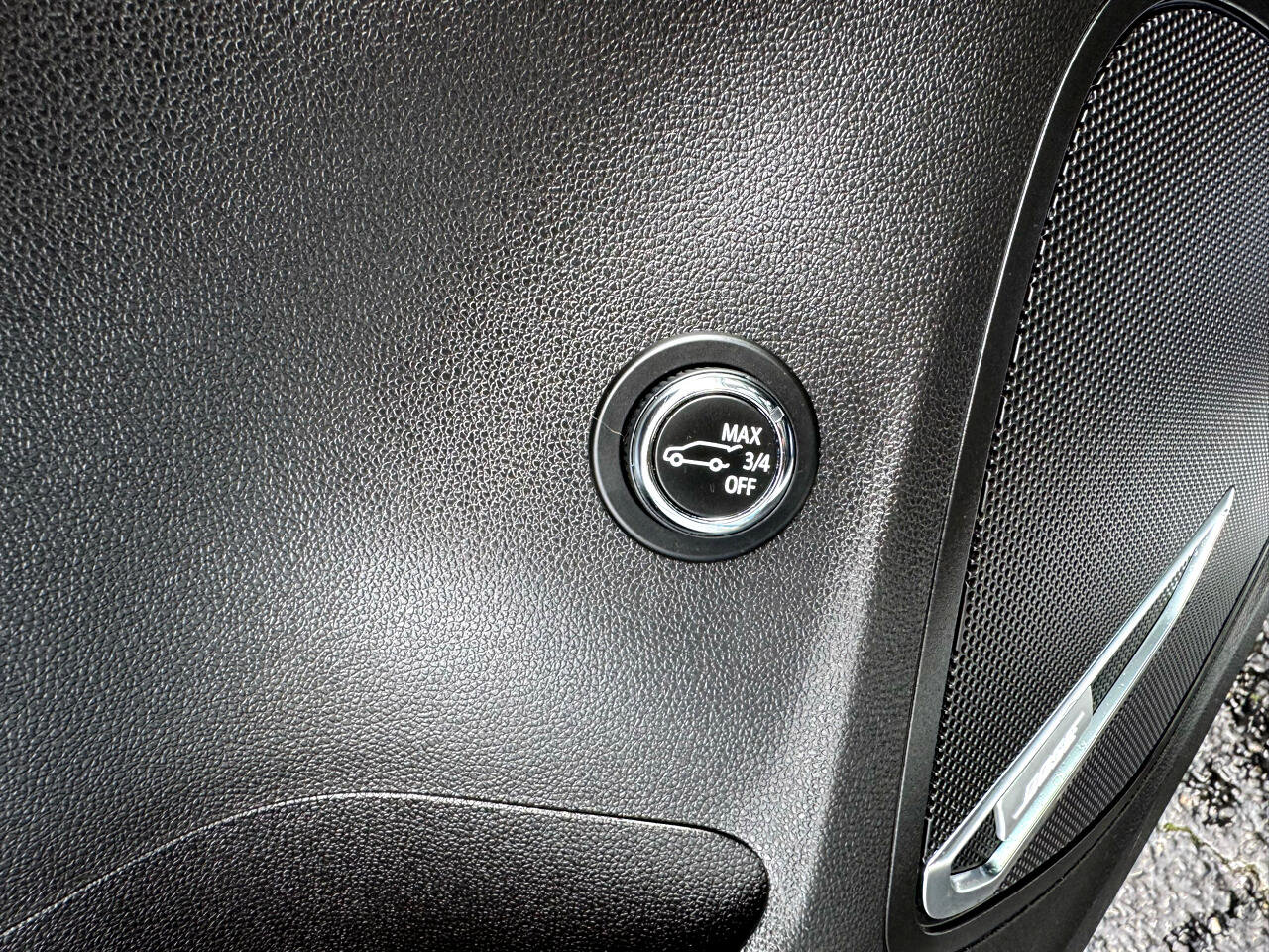 Used 2023 Buick Envision Avenir image 15