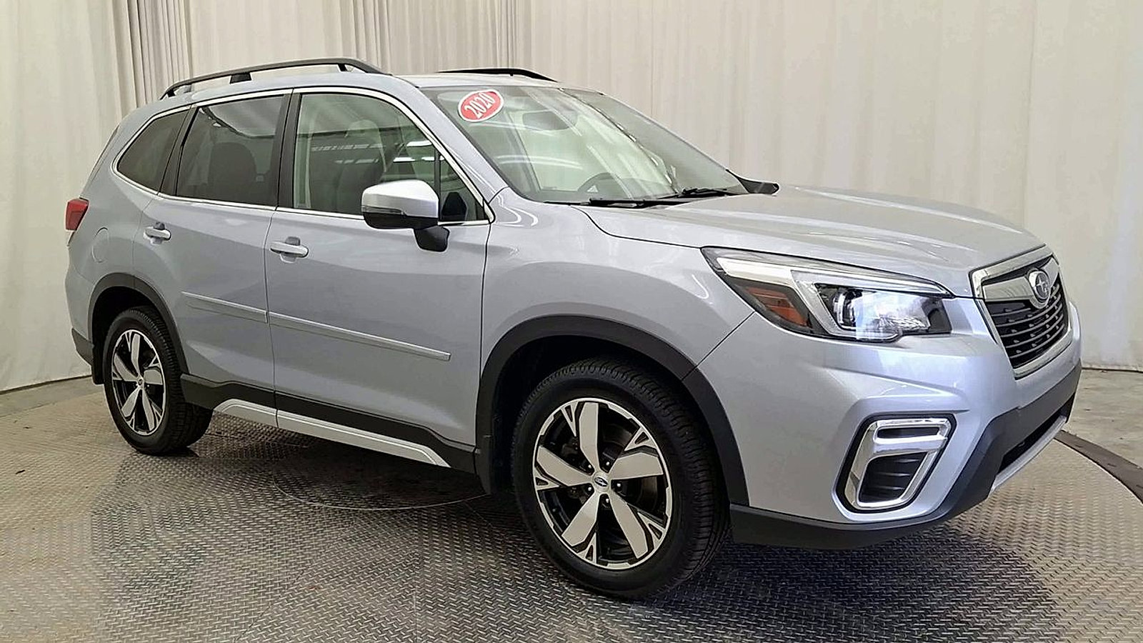 Used 2020 Subaru Forester Touring image 5