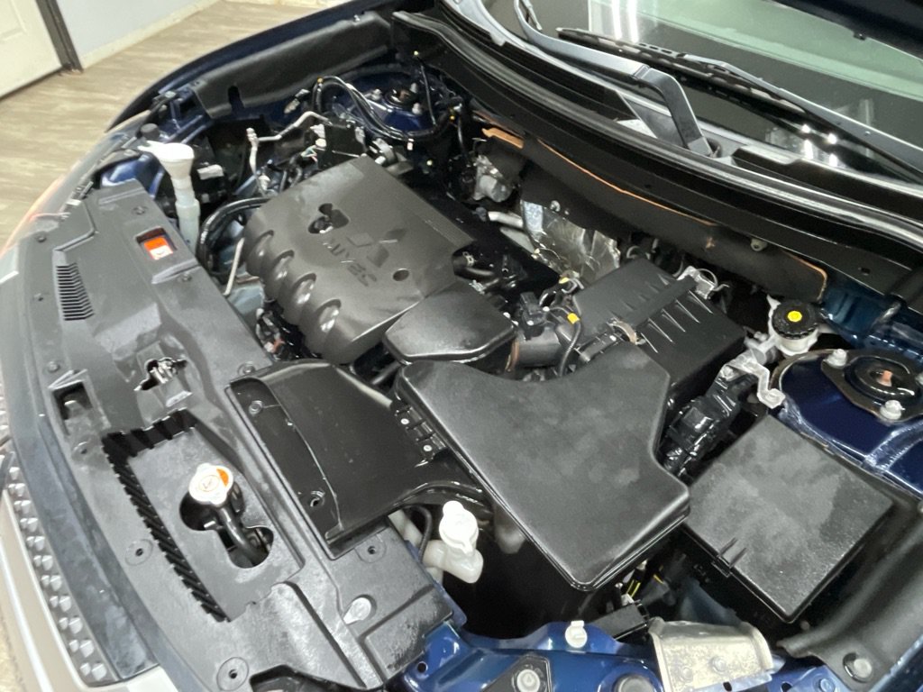Used 2020 Mitsubishi Outlander ES FWD image 27