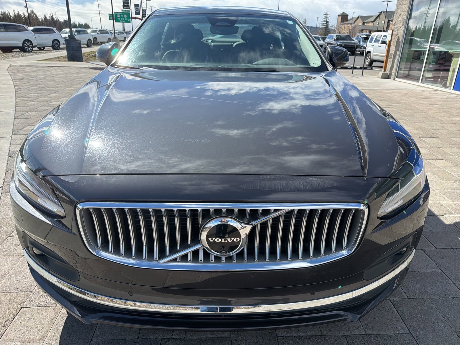 Certified 2025 Volvo S90 B6 Plus w/ Protection Package Premier image 6